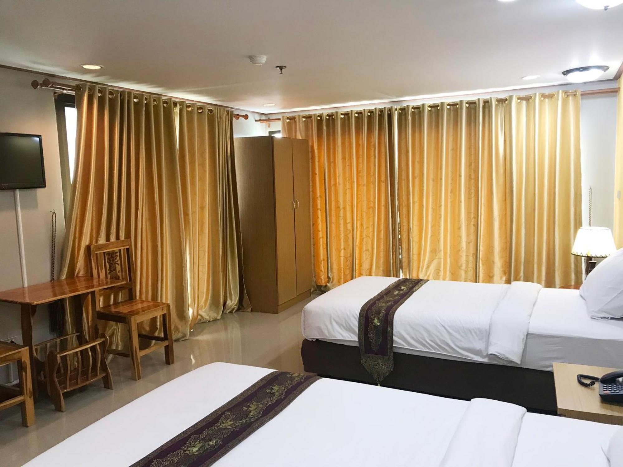 Toh Buk Seng Ayutthaya Hotel Екстериор снимка