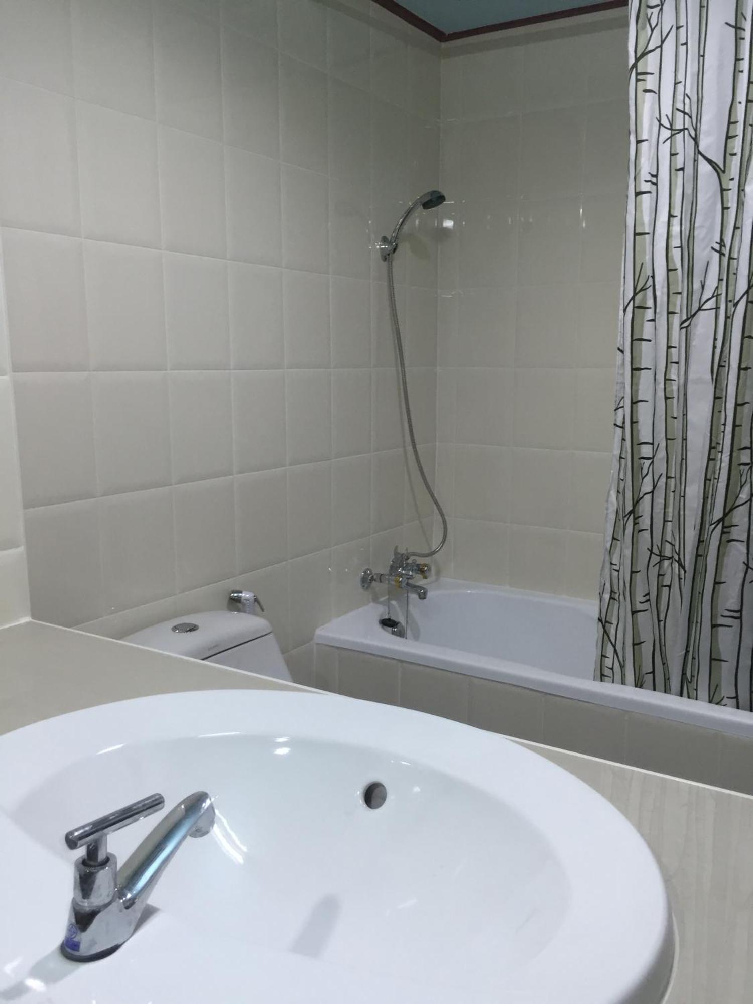 Toh Buk Seng Ayutthaya Hotel Екстериор снимка